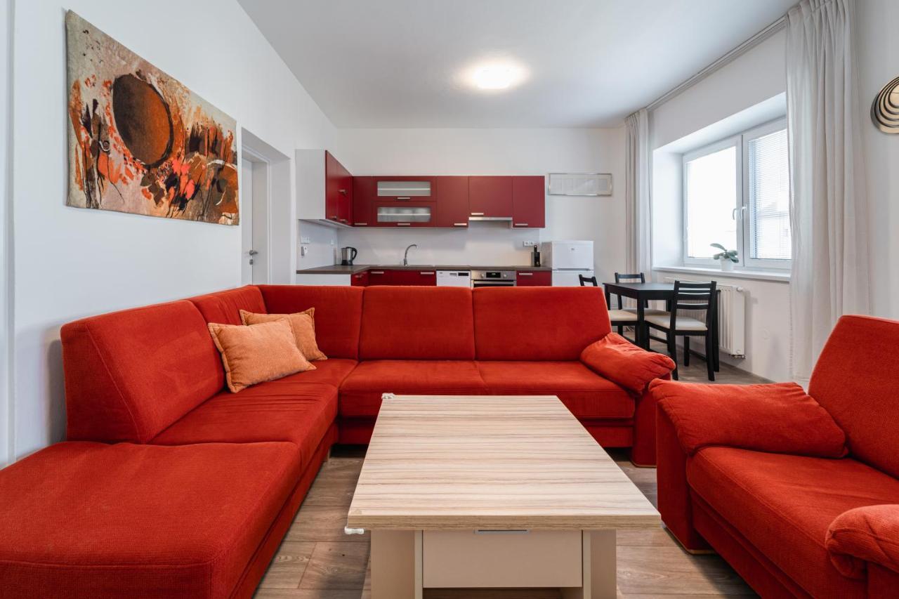 Apartment Yogiam Slavkov u Brna Esterno foto
